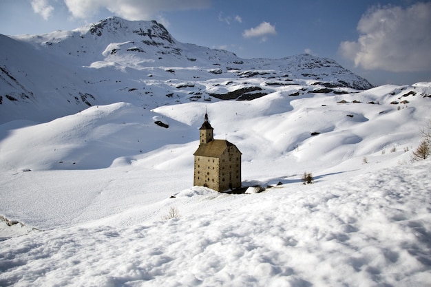 San Gottardo sul paesaggio innevato