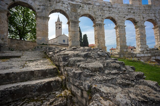 Antico anfiteatro romano a Pola, in Croazia