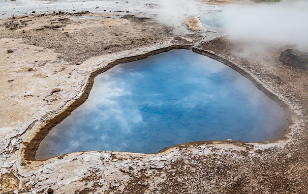 Area geotermica di Haukadalur lungo il cerchio d'oro Islanda