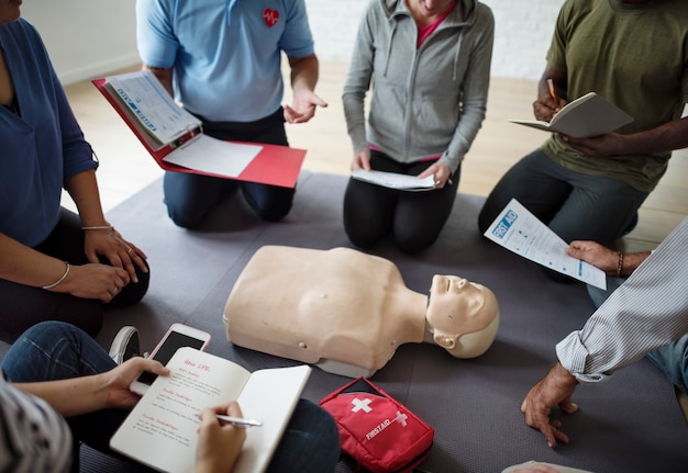 Concetto di addestramento al pronto soccorso CPR