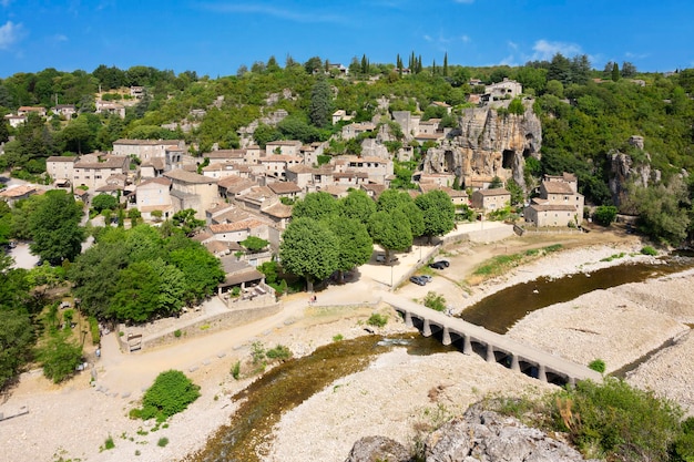 Foto grátis labeaume bela vila francesa