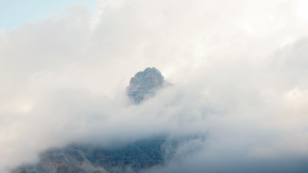 Foto grátis picos dos alpes dolomitas na itália