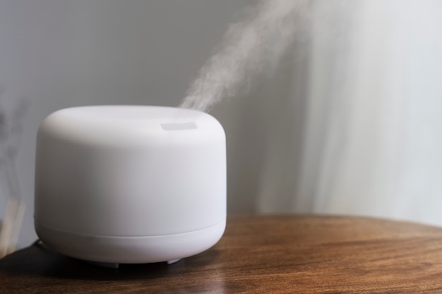 Foto grátis umidificador de aroma para casa terapêutica