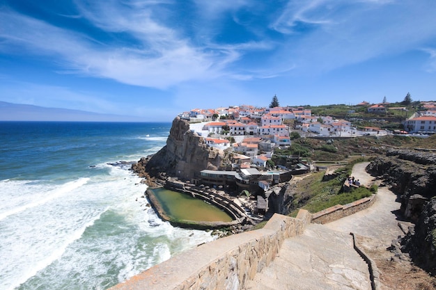 Kostenloses Foto landschaft von azenhas do mar portugal