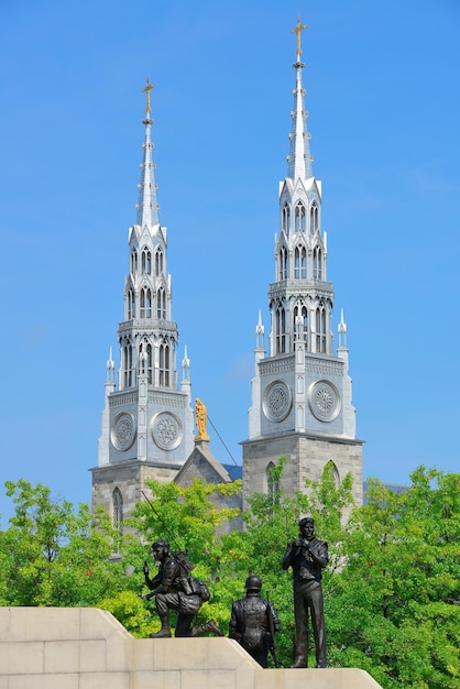 Kostenloses Foto notre-dame-basilika in ottawa, ontario, kanada