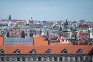 Kostenloses Foto saubere straßen der stadt prag