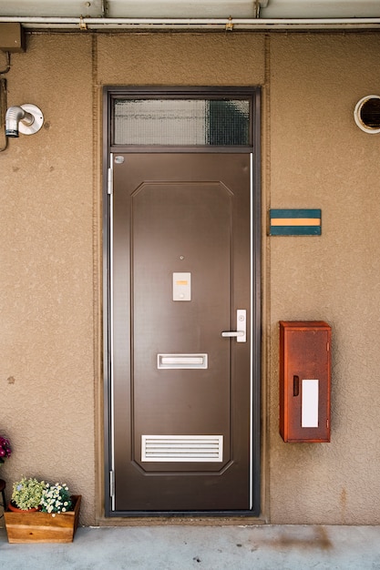 Tür an der Wohnung im japanischen Stil