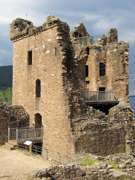 Kostenloses Foto urquhart castle in schottland vereinigtes königreich