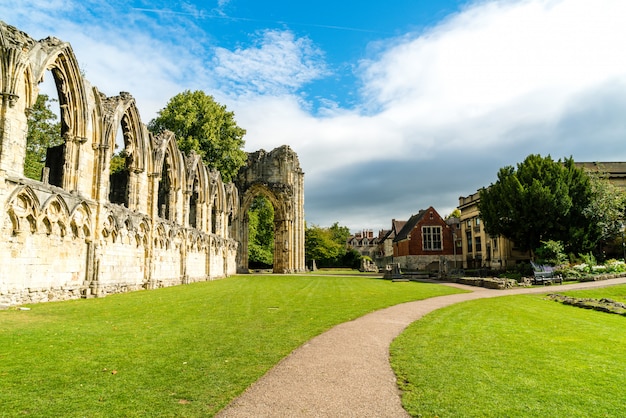 Abadia de Santa Maria, jardim do museu na cidade de York, Inglaterra