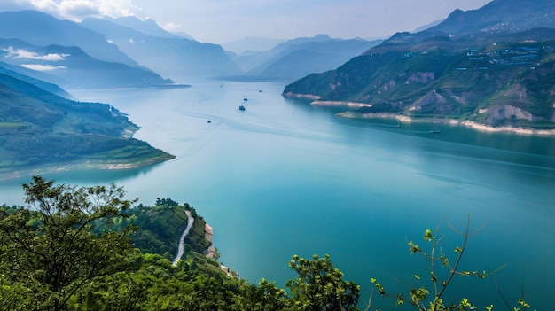 Die Landschaft der ersten Bucht des Yangtze-Flusses in Yunnan Diqing ist isoliert