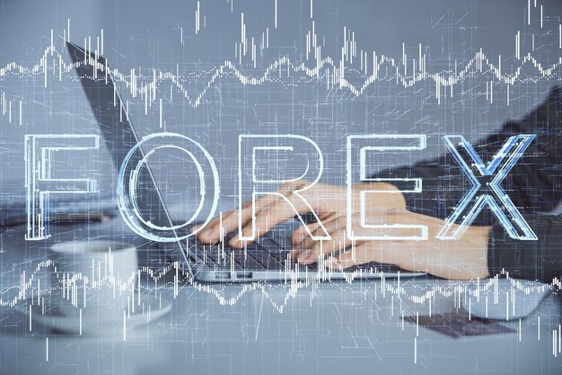 Foto doppelbelichtung von geschäftsfrauenhänden, die am computer tippen und forex-diagramm-hologramm zeichnen, finanzanalysekonzept