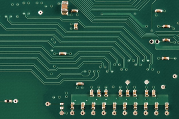 Foto elektronische bauteile auf der leiterplatte