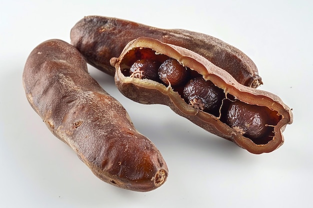 Foto fotografia de fruto de tamarindo em fundo branco