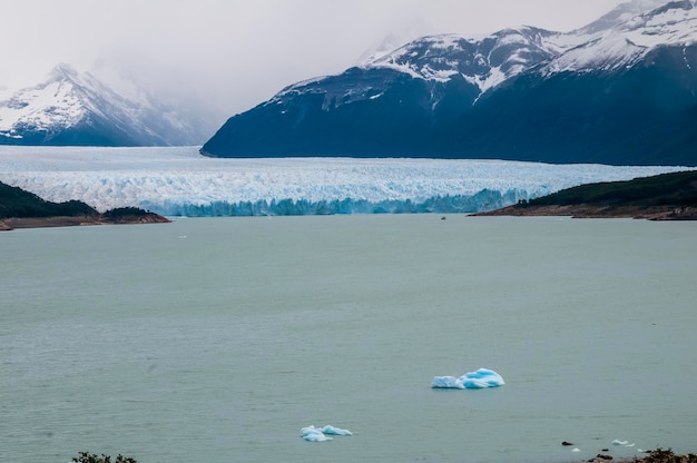 Glaciar Perito Moreno Parque Nacional Los Glaciares Província de Santa Cruz Patagônia Argentina