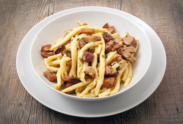 Italienische Pasta mit Pilz