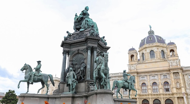 Foto kaiserin-maria-theresia-denkmal in wien österreich