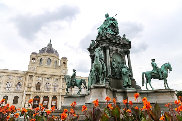 Foto kaiserin-maria-theresia-denkmal in wien österreich