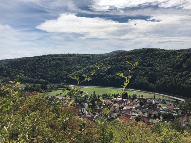 Foto landschaftsansicht vor dem himmel