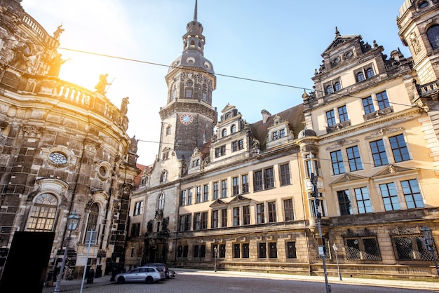 Nahaufnahme auf den Hausmannsturm des alten Schlosses in Dresden, Deutschland