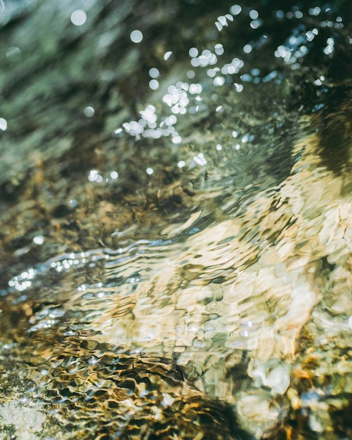 Foto nahaufnahme von gewelltem wasser