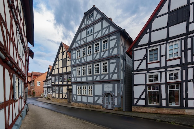 Foto traditionelle deutsche architektur fachwerk holzhäuser im historischen zentrum melsungen hesse deutschland