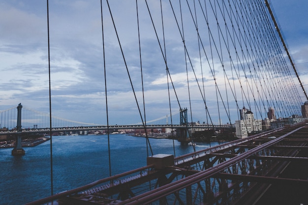 Free Photo beautiful bridge of manhattan with the city