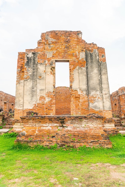 Free Photo beautiful old architecture historic of ayutthaya in thailand