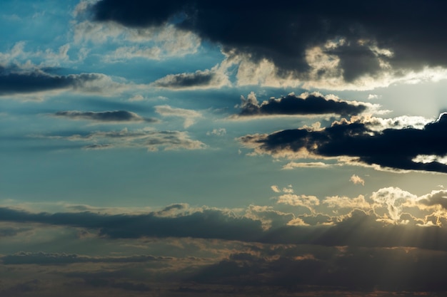 Free Photo beautiful skyscape during daytime