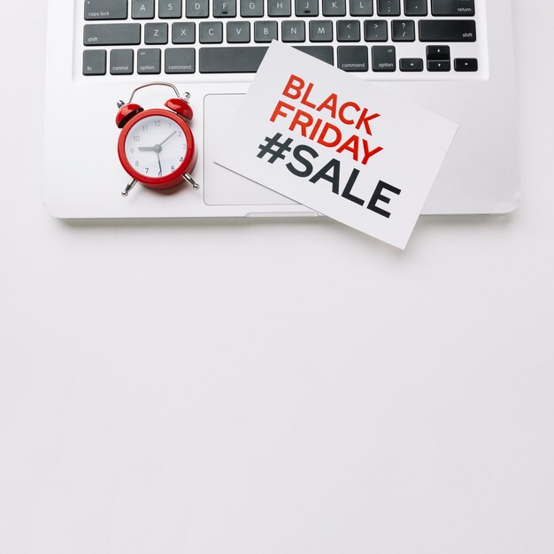 Free photo black friday card on laptop