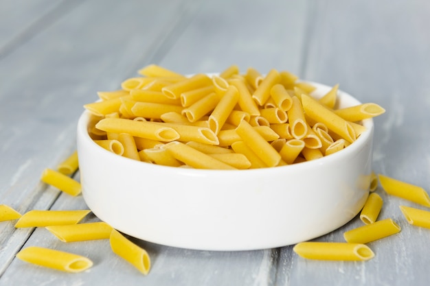 Free photo bowl of pasta close-up