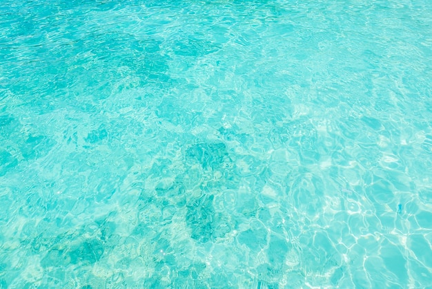 Free photo clear water surface