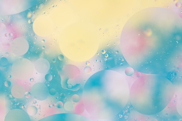 Free photo close-up of blue and pink bubbles background