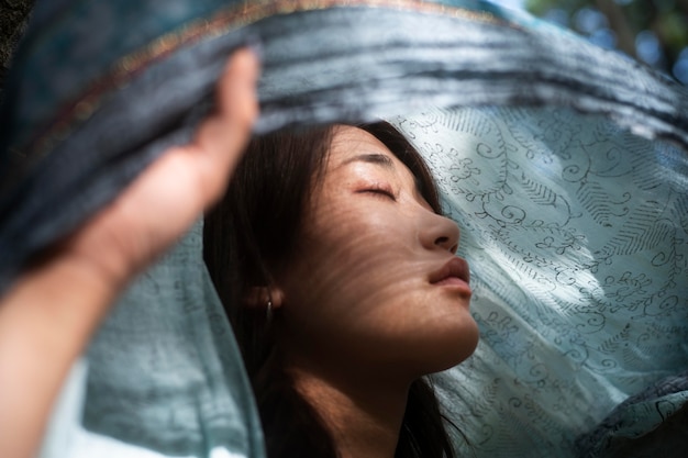 Free photo close up japanese woman posing