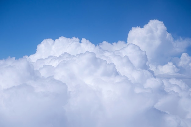 Free photo cloud and blue sky