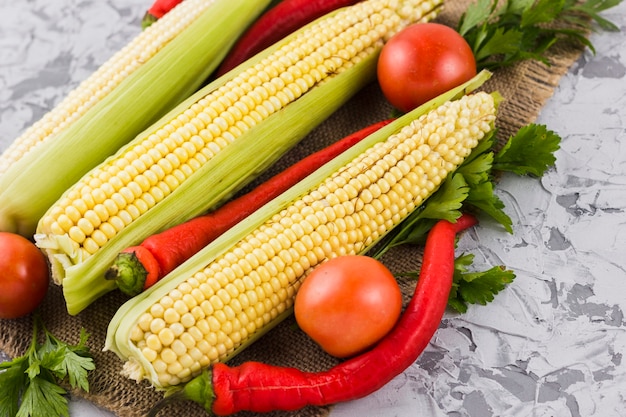 Free photo corn and vegetables closeup