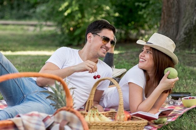 Free Photo couple eating healthy while looking at each other