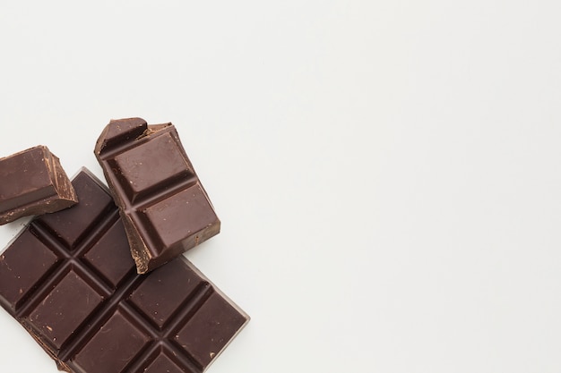 Foto gratuita delizioso cioccolato a piatto