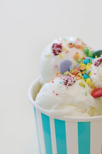 Free photo dessert. delicious ice cream on the table