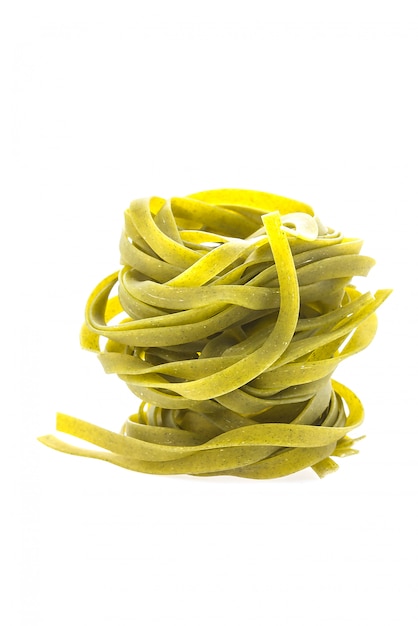 Free photo dry green pasta