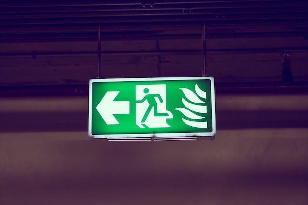 Free Photo emergency exit sign