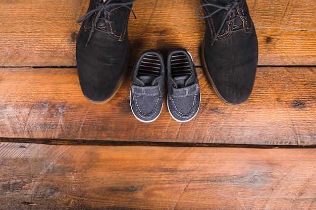 Free photo fathers day composition with shoes