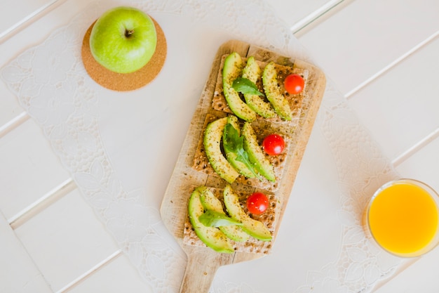 Free photo healthy tasty snacks for morning meals