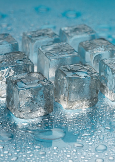 Free photo high angle  ice cubes arrangement