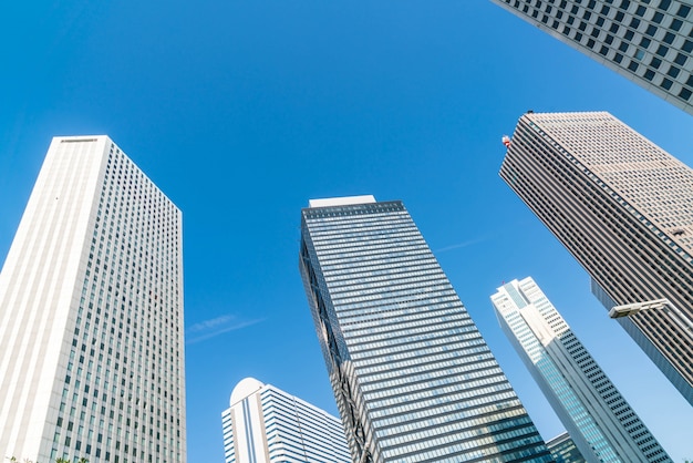 Free photo high-rise buildings and blue sky - shinjuku, tokyo