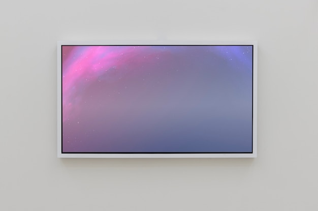 Free photo interactive pink screen on wall in gallery