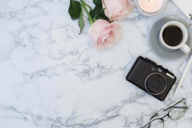 Free photo marble desk with objects