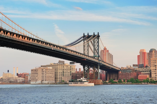 Free photo new york city manhattan bridge