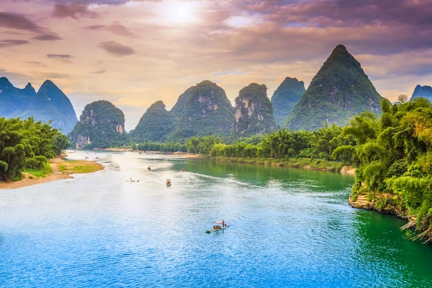 Free photo peak bamboo lijiang rural mist