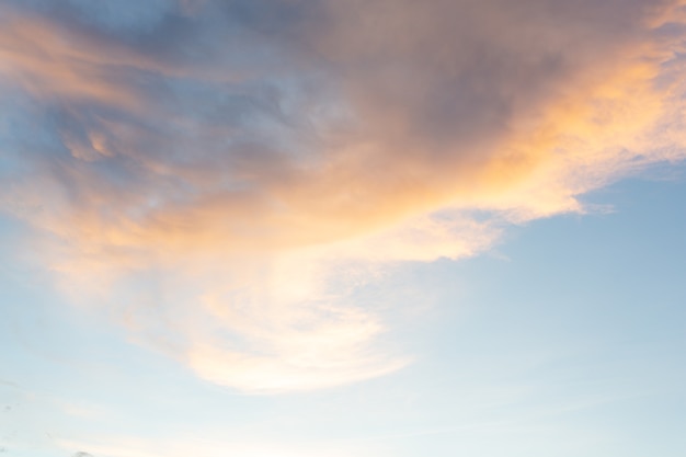 Free photo sun light and cloudy sky from aerial view