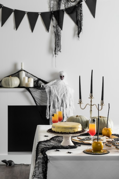 Free photo table with treats for halloween party